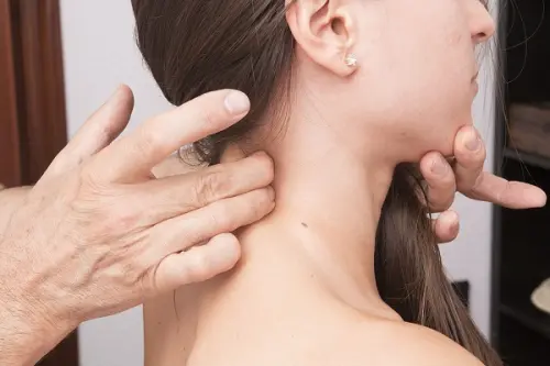 Cervicale: cause e rimedi